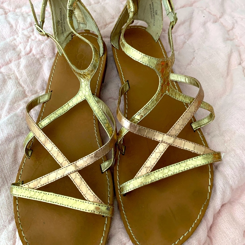 Gold and rose gold scrappy sandals. LOFT 10